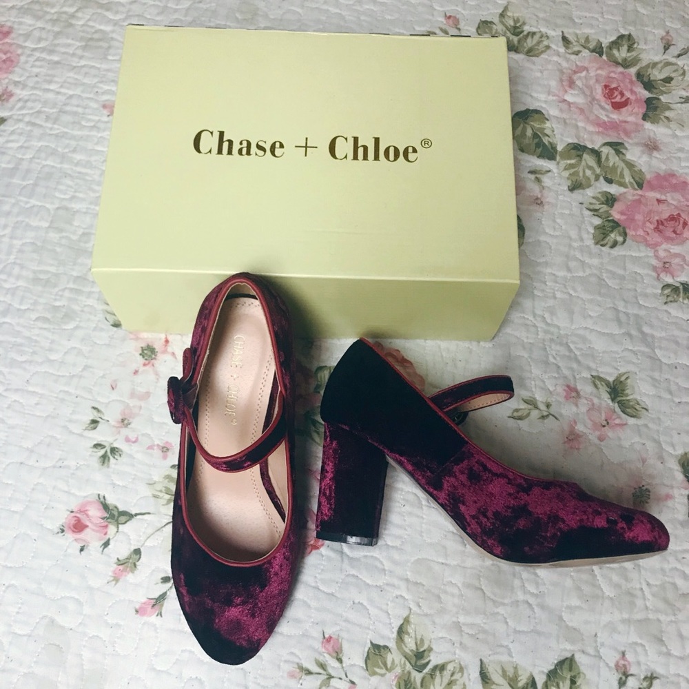 Beautiful velvet Mary Jane heels